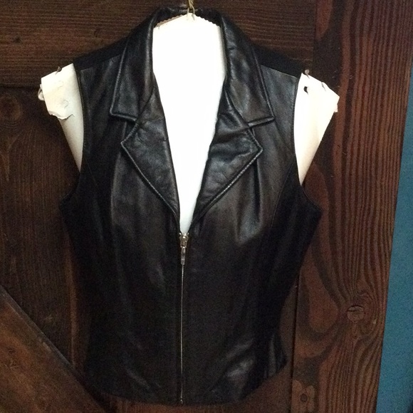 Wilsons Leather Jackets & Blazers - Wilsons vintage genuine Leather vest